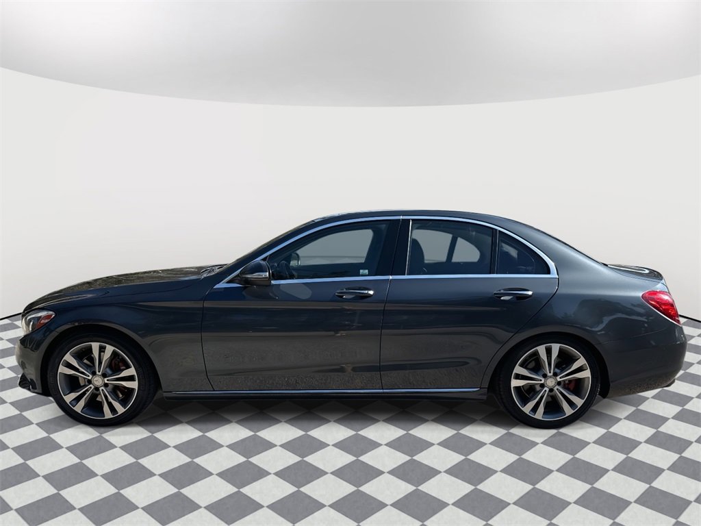 2015 Mercedes Benz C 300 4MATIC Sedan photo 2