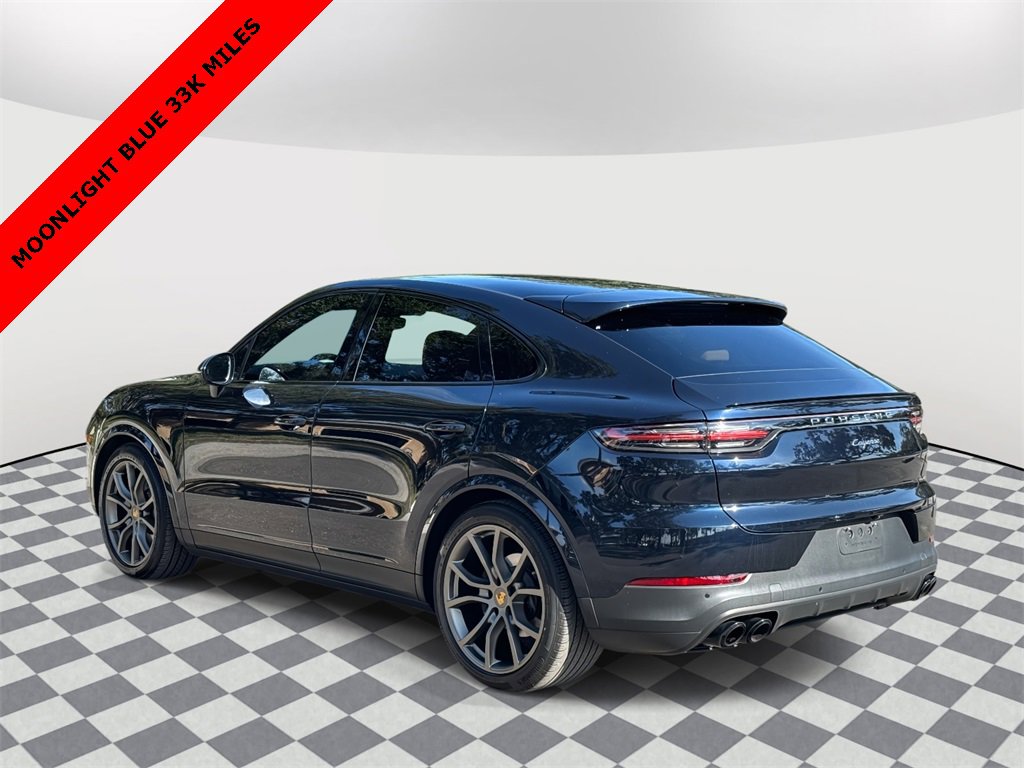 2022 Porsche Cayenne Coupe photo 3