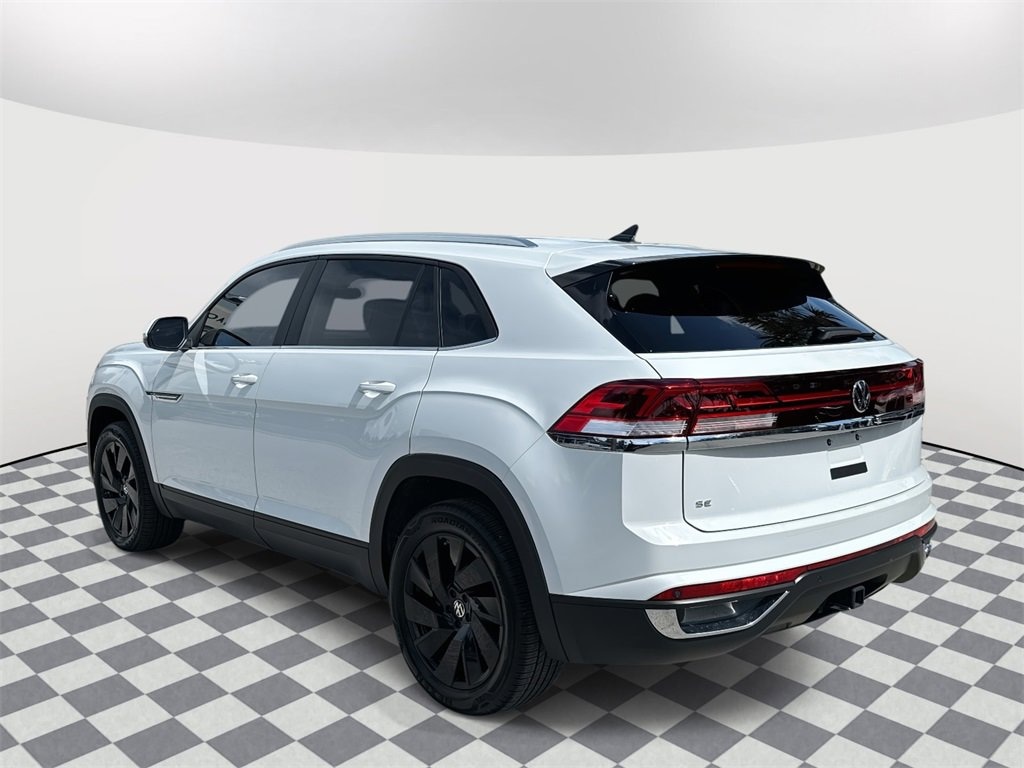 Used 2024 Volkswagen Atlas Cross Sport 2.0T SE w/Technology SUV