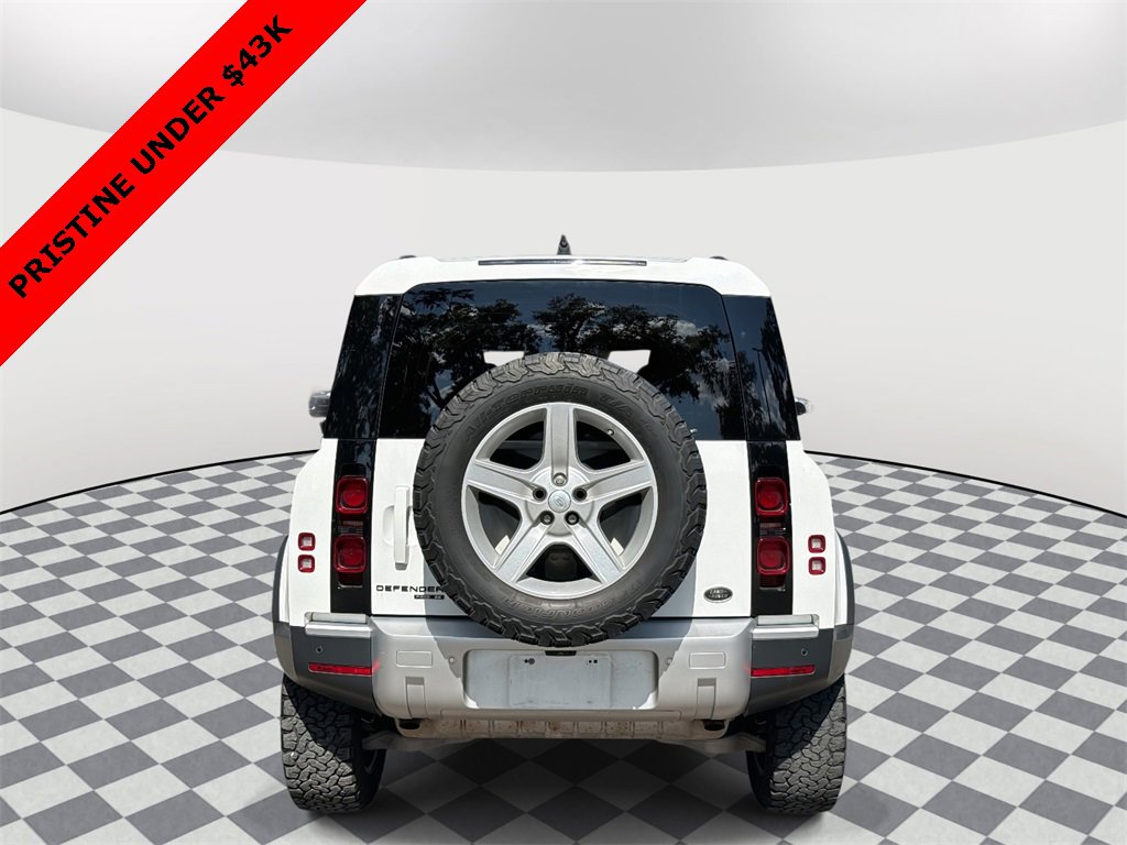 2020 Land Rover Defender 110 SE photo 4