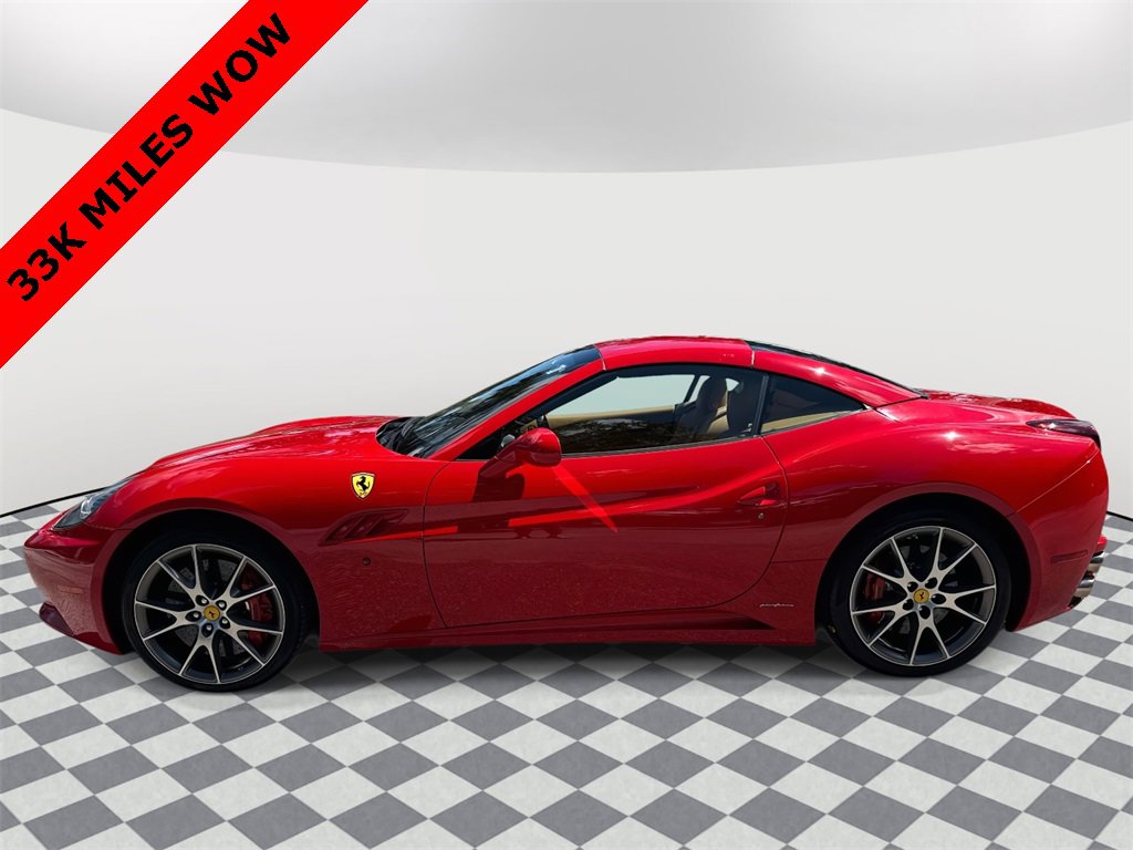 2010 Ferrari California Base photo 2