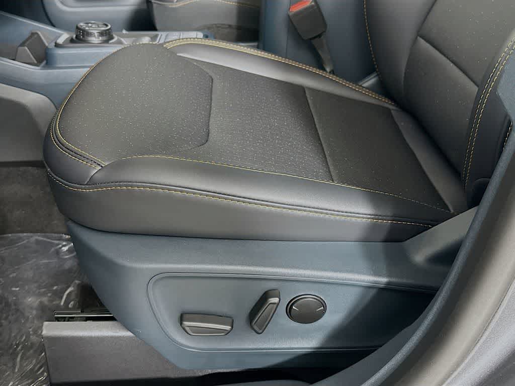 Thumbnail: 2025 Ford Maverick - 31