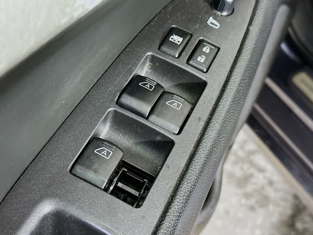 Thumbnail: 2009 INFINITI G37 - 30