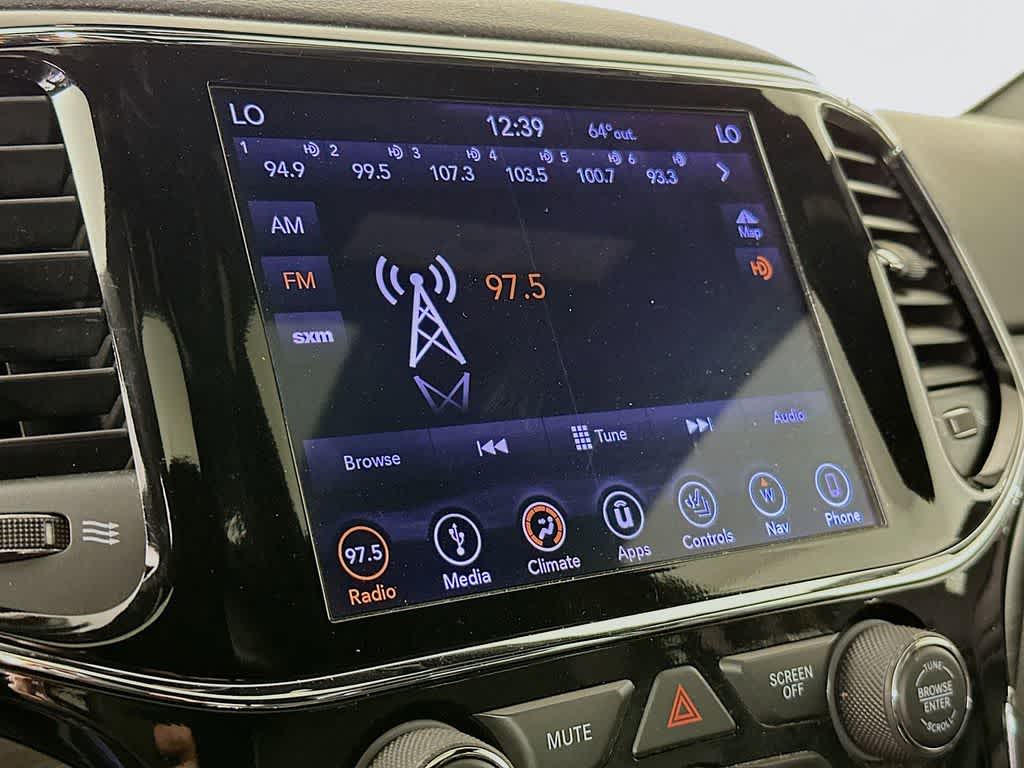 Thumbnail: 2019 Jeep Grand Cherokee - 16