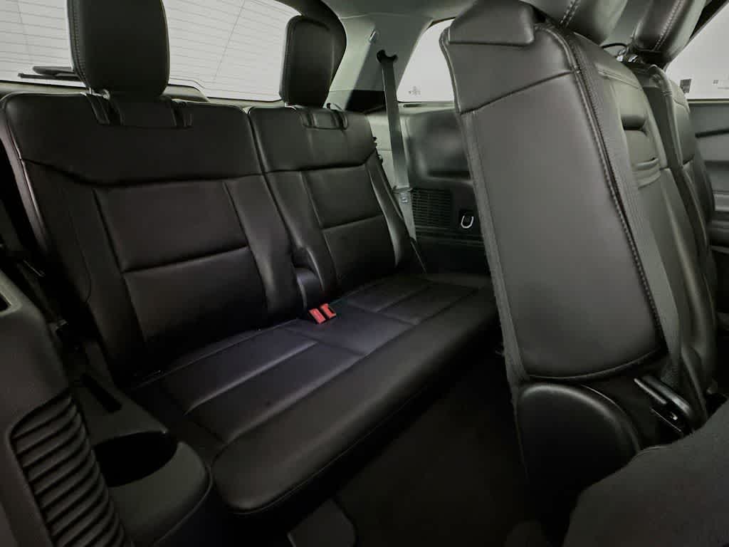 Thumbnail: 2023 Ford Explorer - 30
