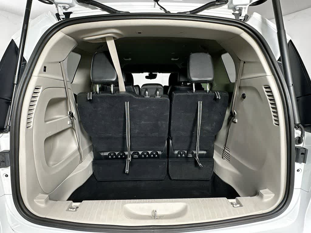 Thumbnail: 2024 Chrysler Pacifica - 21