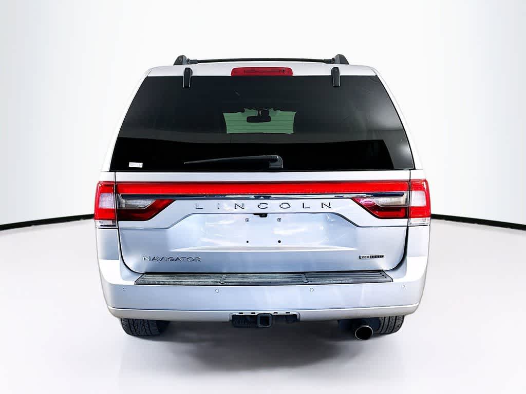 Thumbnail: 2016 Lincoln Navigator - 5
