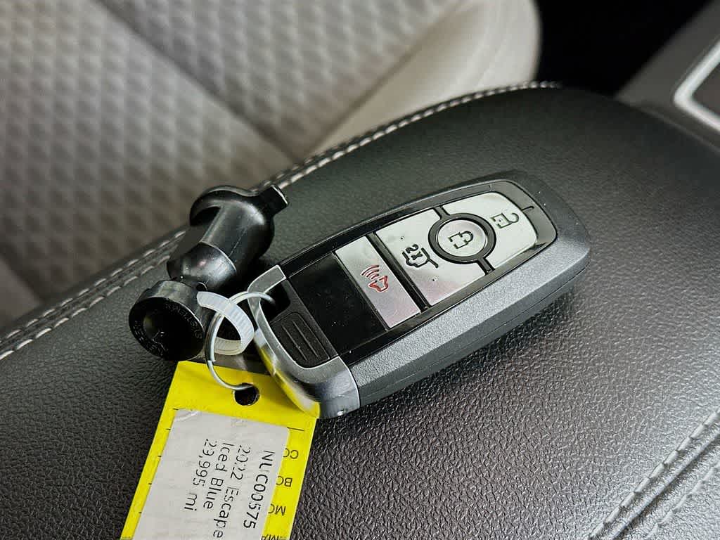 Thumbnail: 2022 Ford Escape - 22