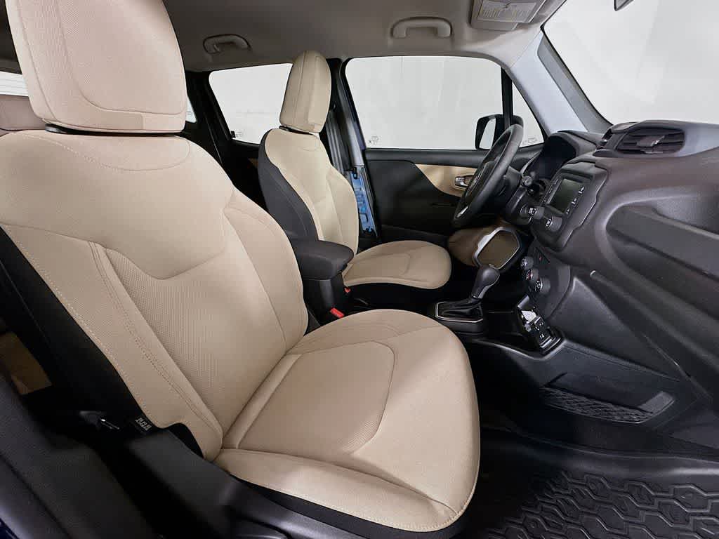 Thumbnail: 2019 Jeep Renegade - 14