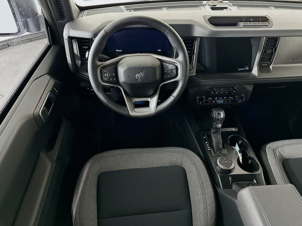 Thumbnail: 2025 Ford Bronco - 10