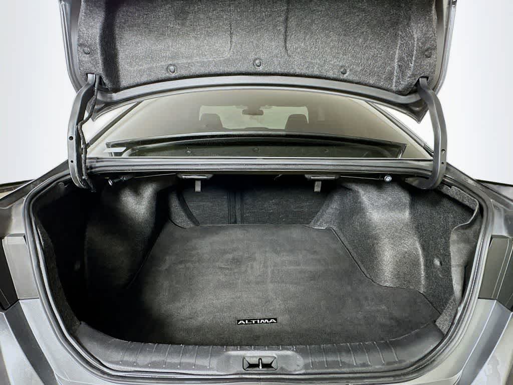 Thumbnail: 2024 Nissan Altima - 20