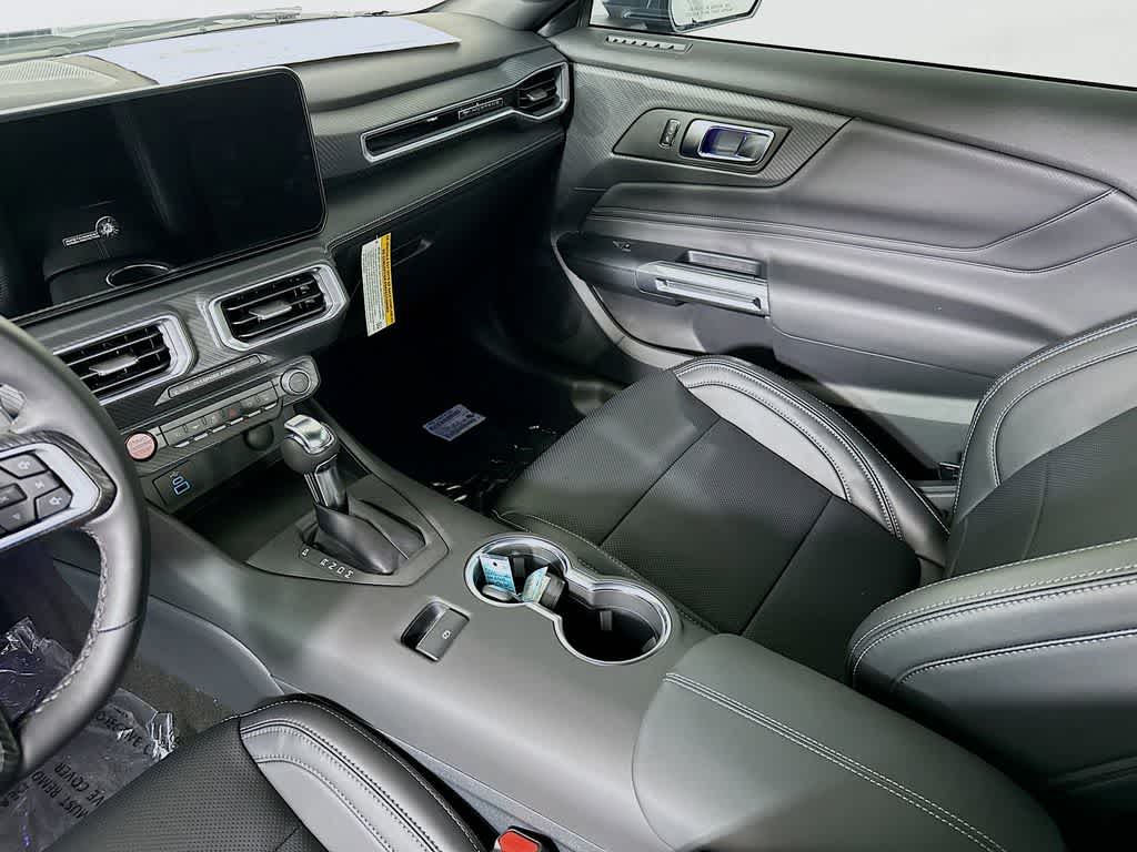 Thumbnail: 2025 Ford Mustang - 11