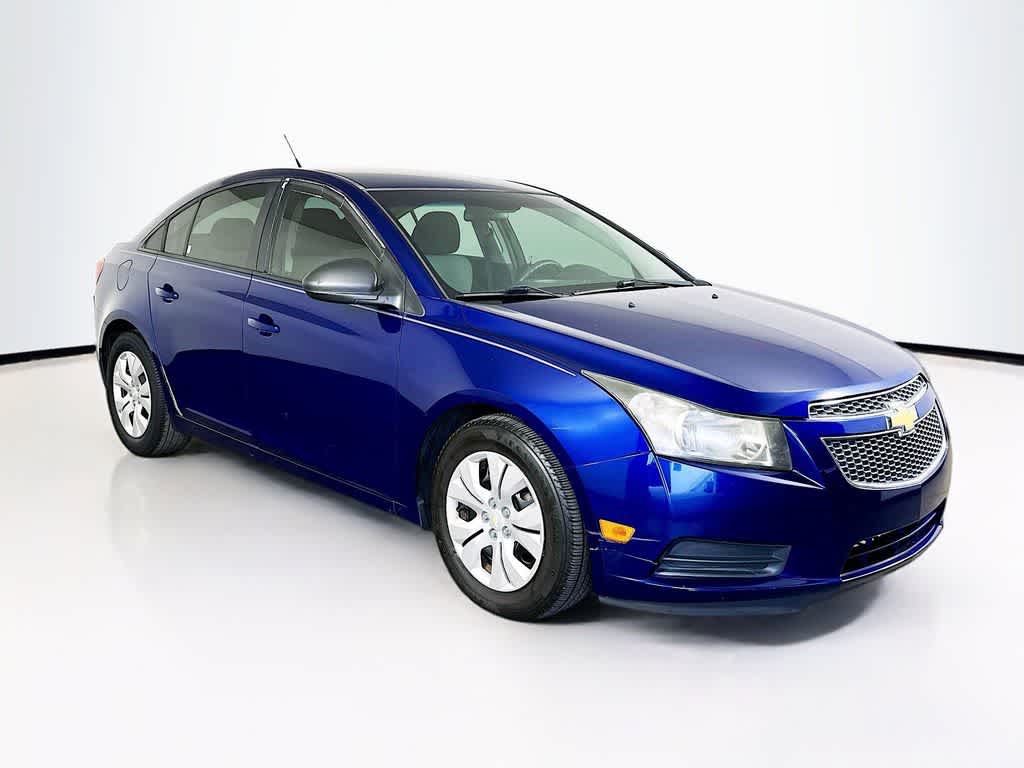 Thumbnail: 2013 Chevrolet Cruze - 22