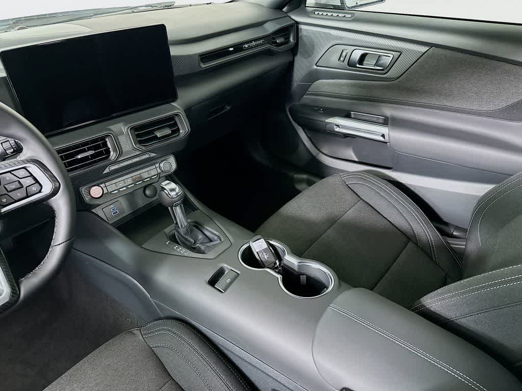 Thumbnail: 2026 Ford Mustang - 10