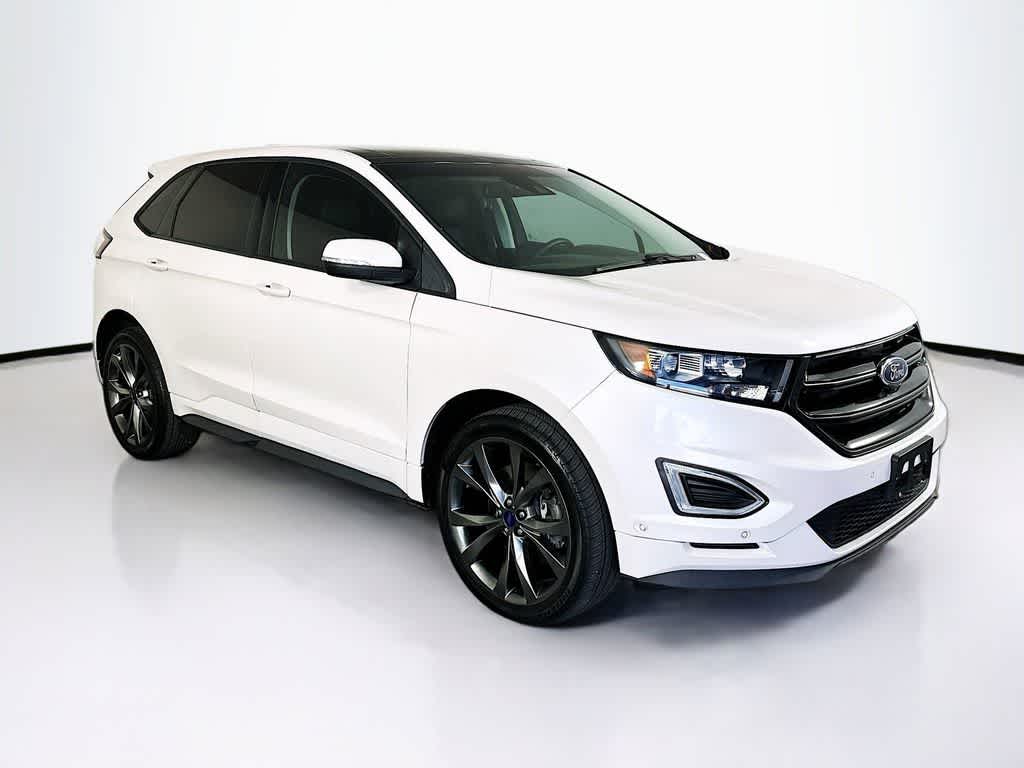 Thumbnail: 2016 Ford Edge - 24