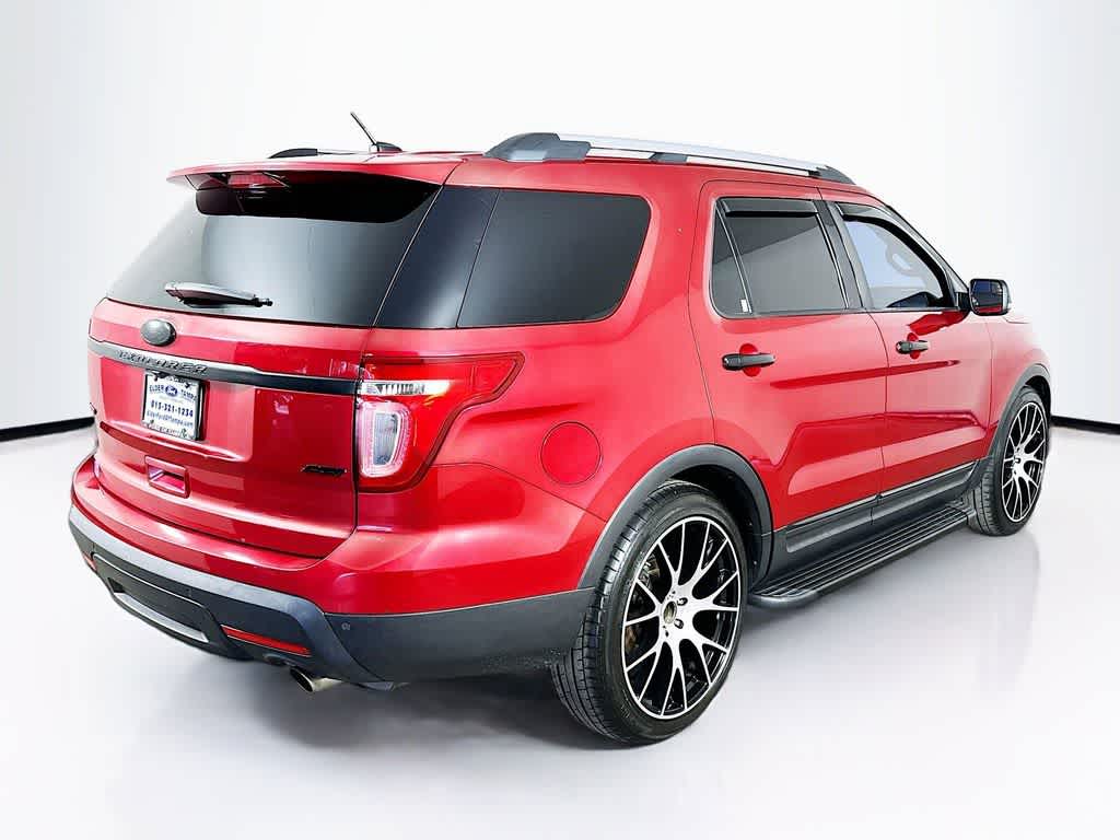 Thumbnail: 2011 Ford Explorer - 25