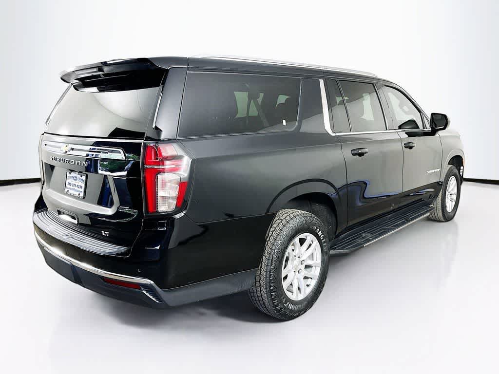 2023 Chevrolet Suburban LT 25