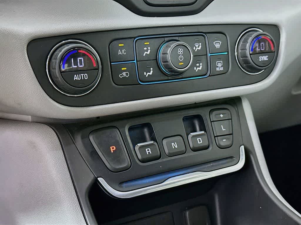 Thumbnail: 2020 GMC Terrain - 18