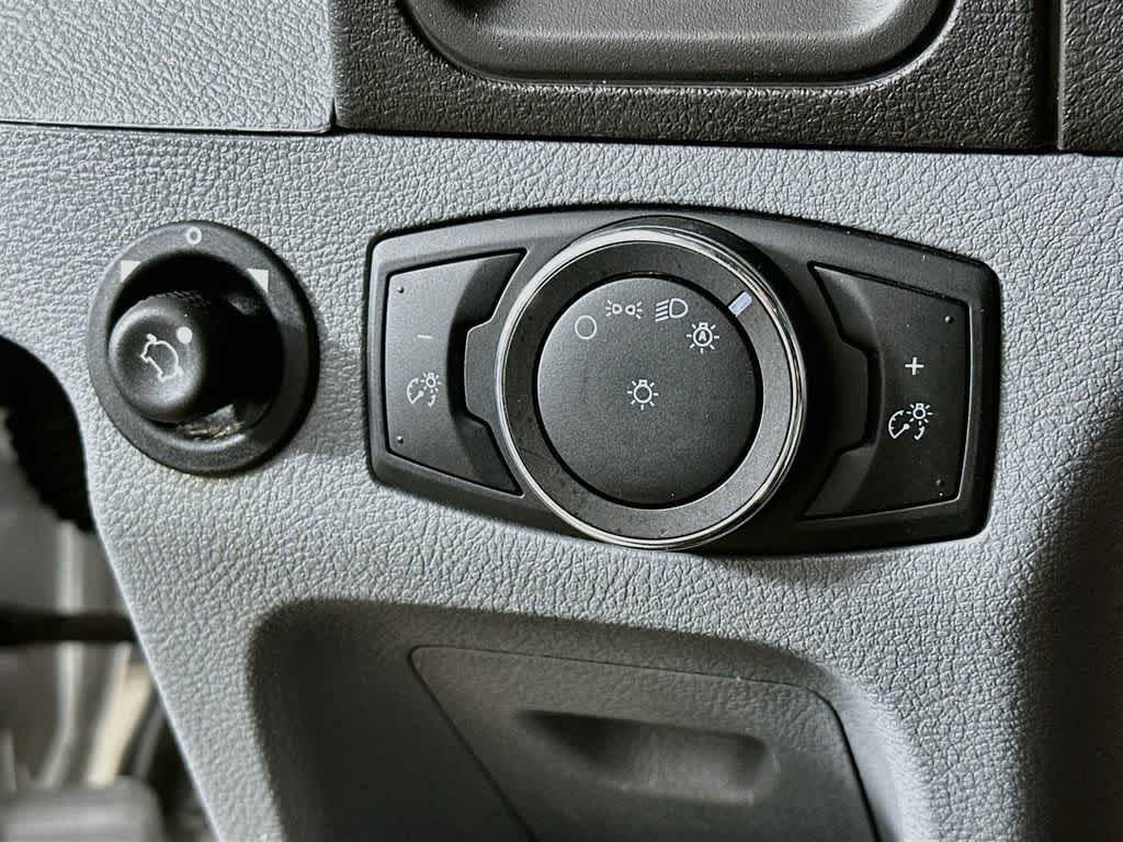 Thumbnail: 2017 Ford Transit Series - 25
