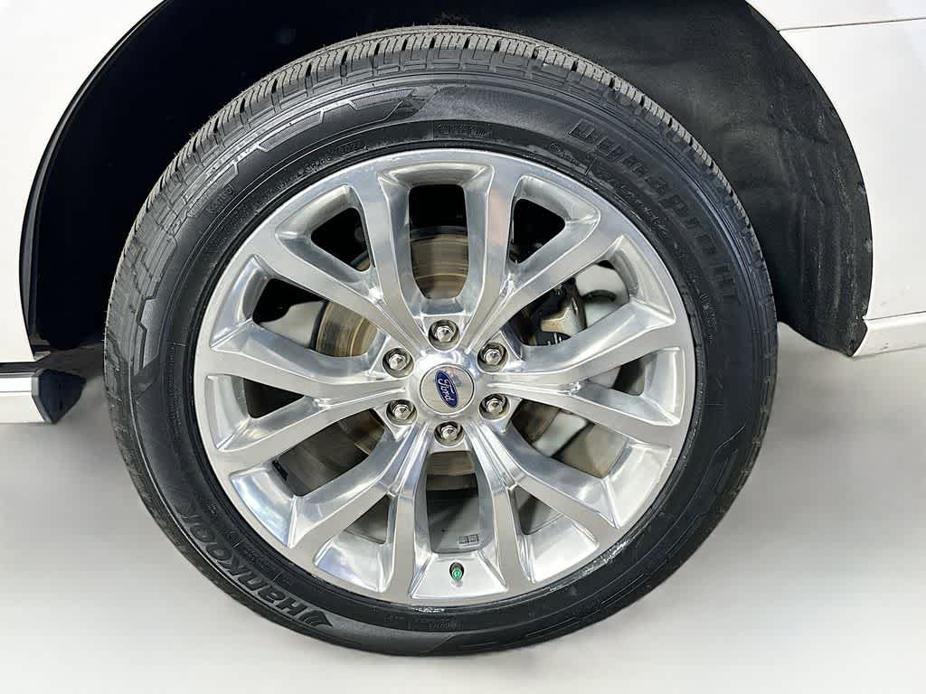 Thumbnail: 2019 Ford Expedition - 8
