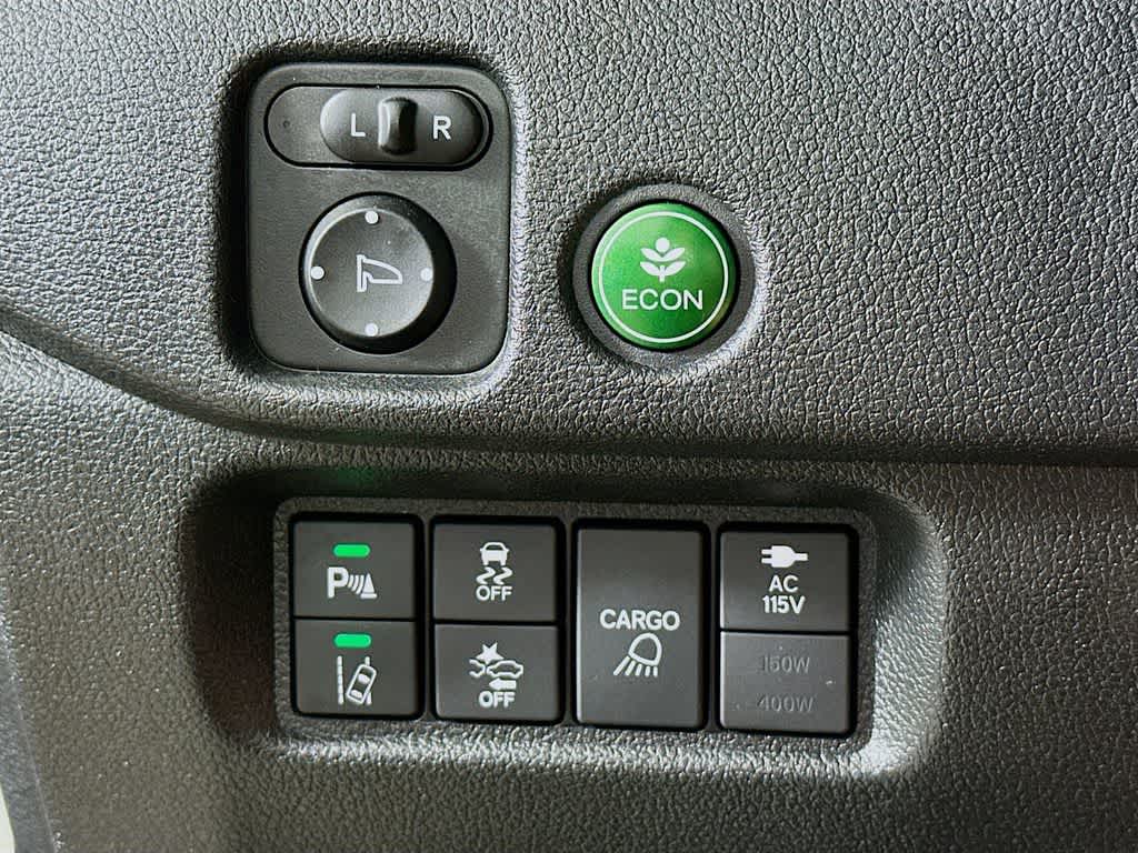 Thumbnail: 2018 Honda Ridgeline - 26