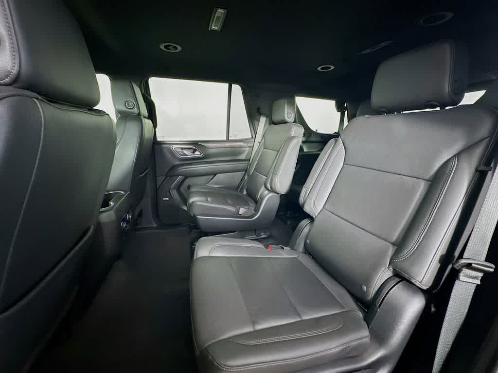 Thumbnail: 2023 Chevrolet Tahoe - 14