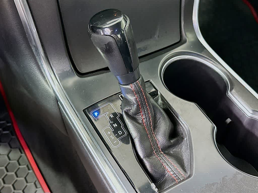 Thumbnail: 2017 Toyota Camry - 18