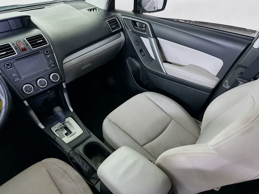 Thumbnail: 2016 Subaru Forester - 11