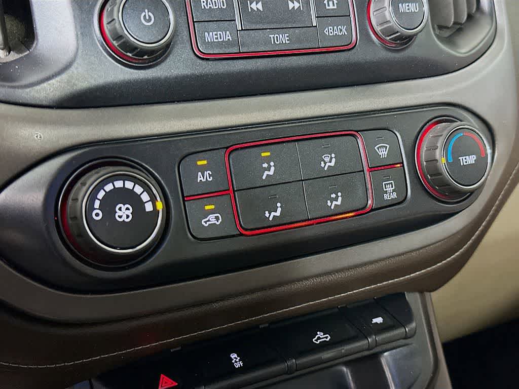 Thumbnail: 2016 GMC Canyon - 17