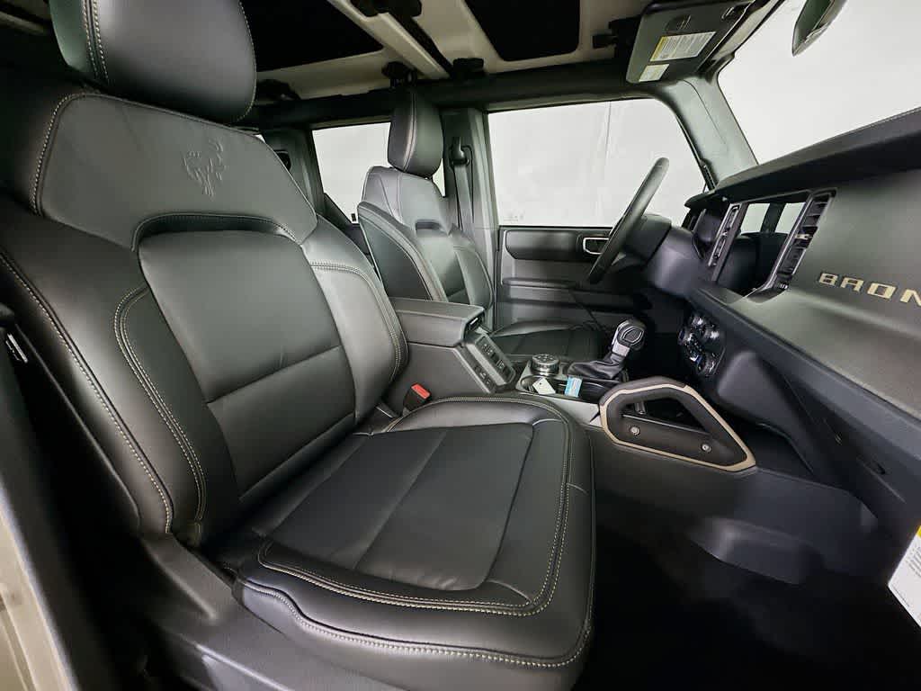 Thumbnail: 2025 Ford Bronco - 15