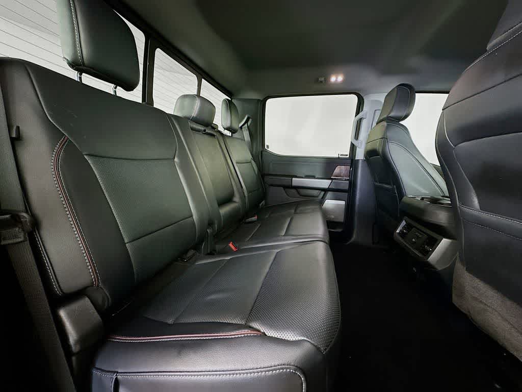 Thumbnail: 2023 Ford Econoline - 32