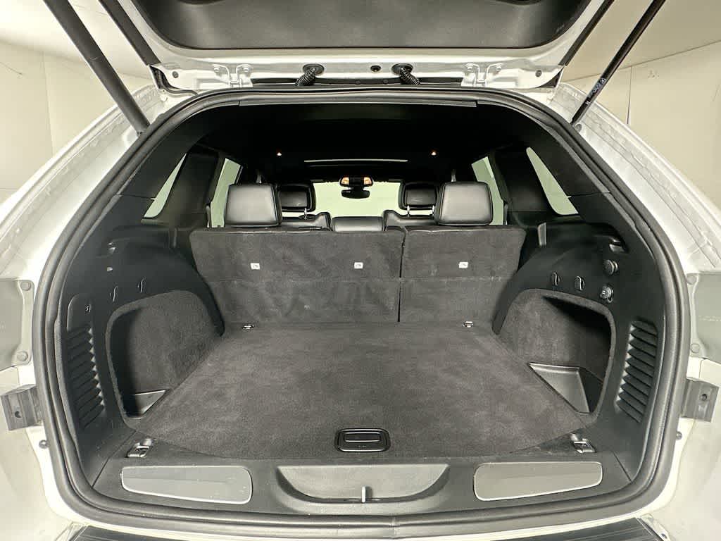 Thumbnail: 2019 Jeep Grand Cherokee - 19