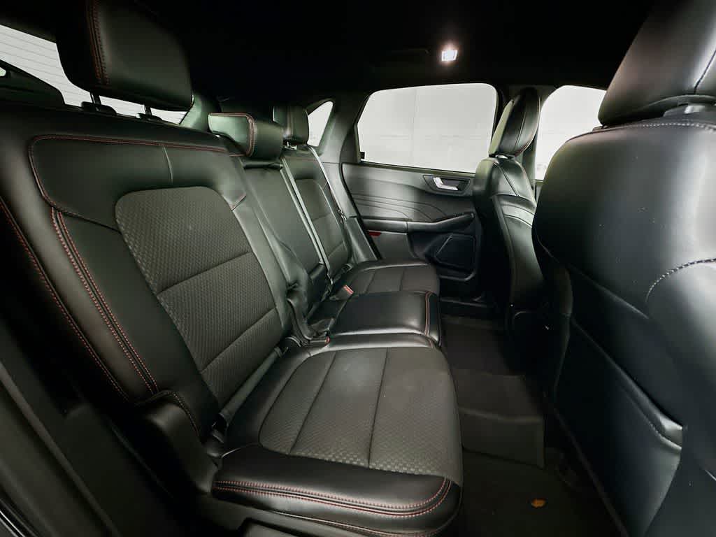 Thumbnail: 2023 Ford Escape - 31