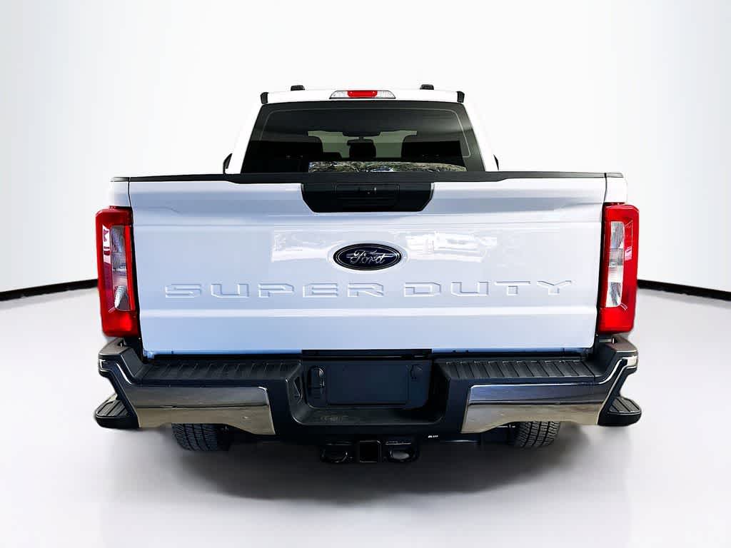 Thumbnail: 2026 Ford F-250 - 5