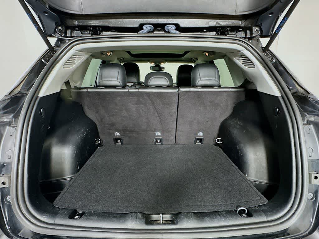 Thumbnail: 2019 Jeep Compass - 21