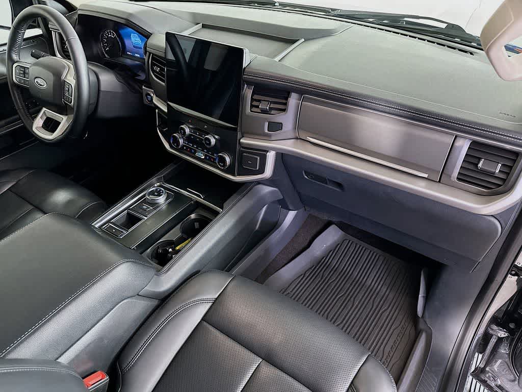 Thumbnail: 2022 Ford Expedition - 33