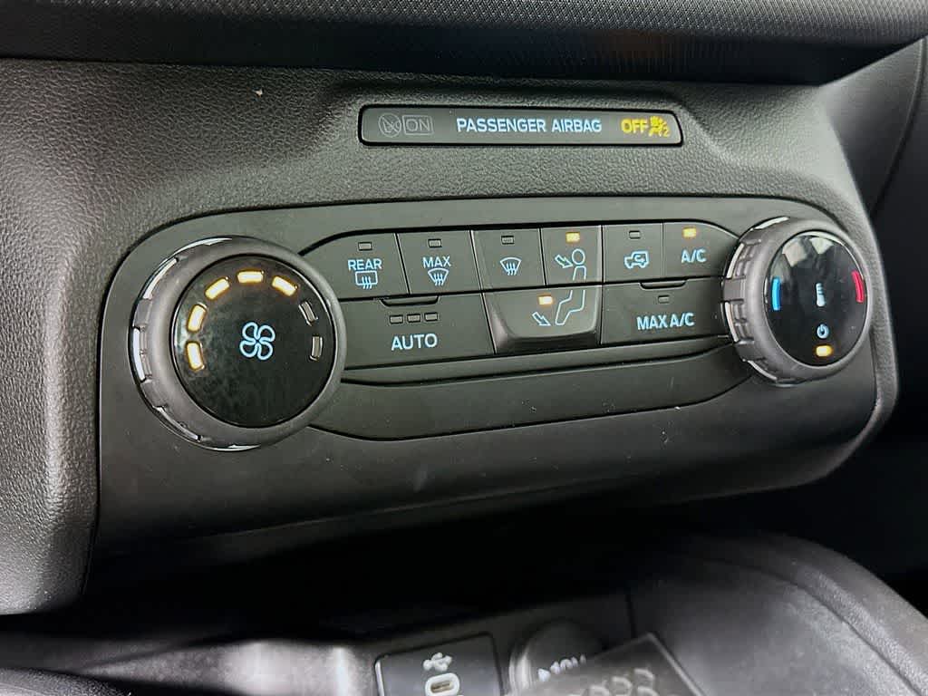 Thumbnail: 2024 Ford Bronco Sport - 18