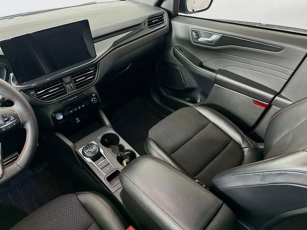 Thumbnail: 2023 Ford Escape - 11