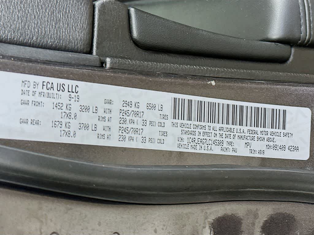 Thumbnail: 2020 Jeep Grand Cherokee - 21