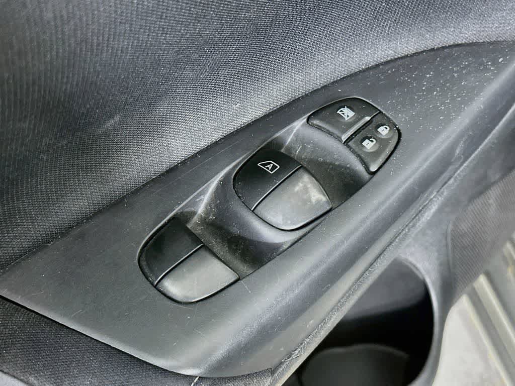 Thumbnail: 2014 Nissan Sentra - 26