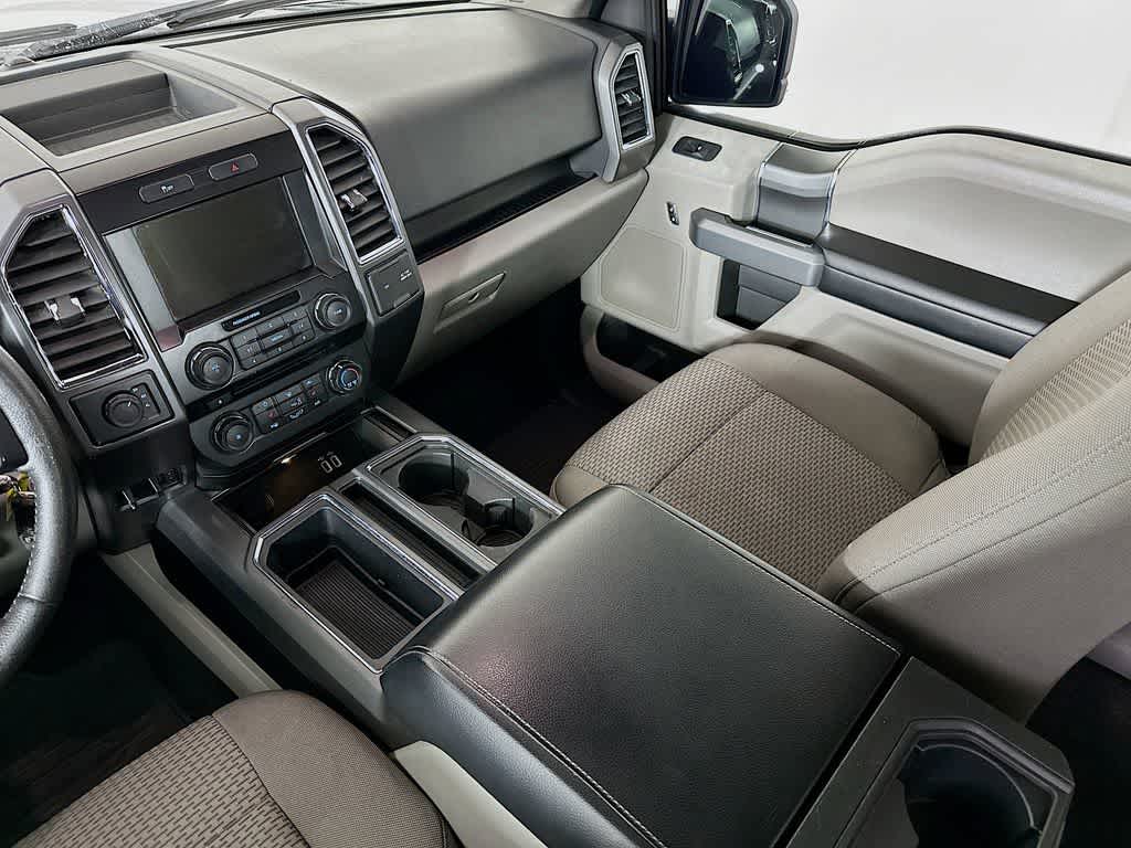 Thumbnail: 2016 Ford F-150 - 11