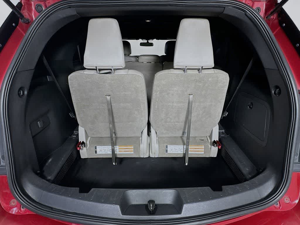 Thumbnail: 2011 Ford Explorer - 21