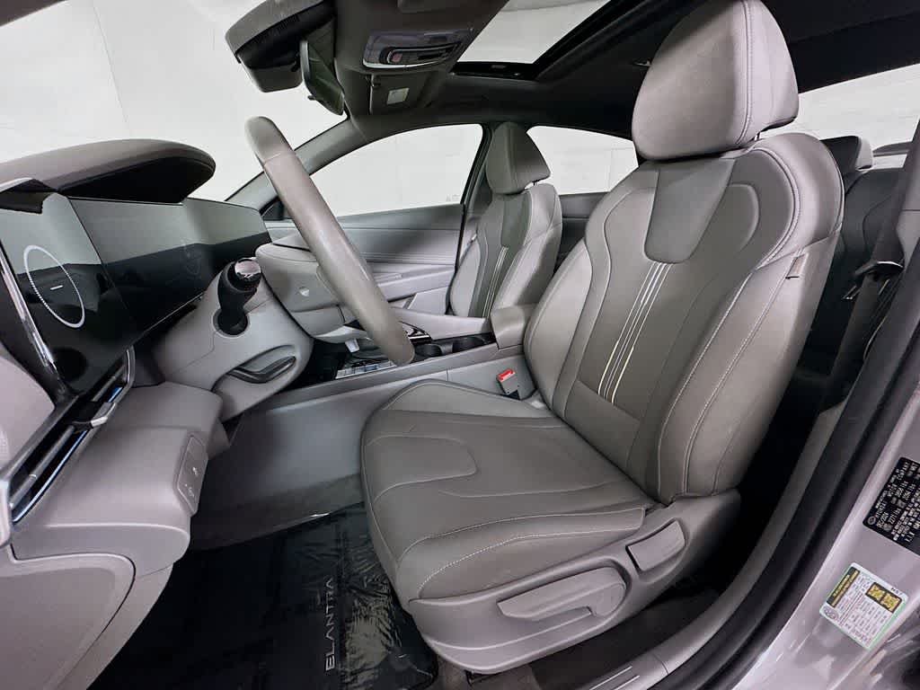 Thumbnail: 2025 Hyundai Elantra - 12