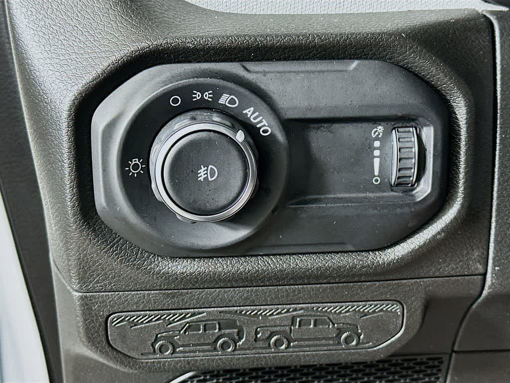 Thumbnail: 2024 Jeep Wrangler - 27