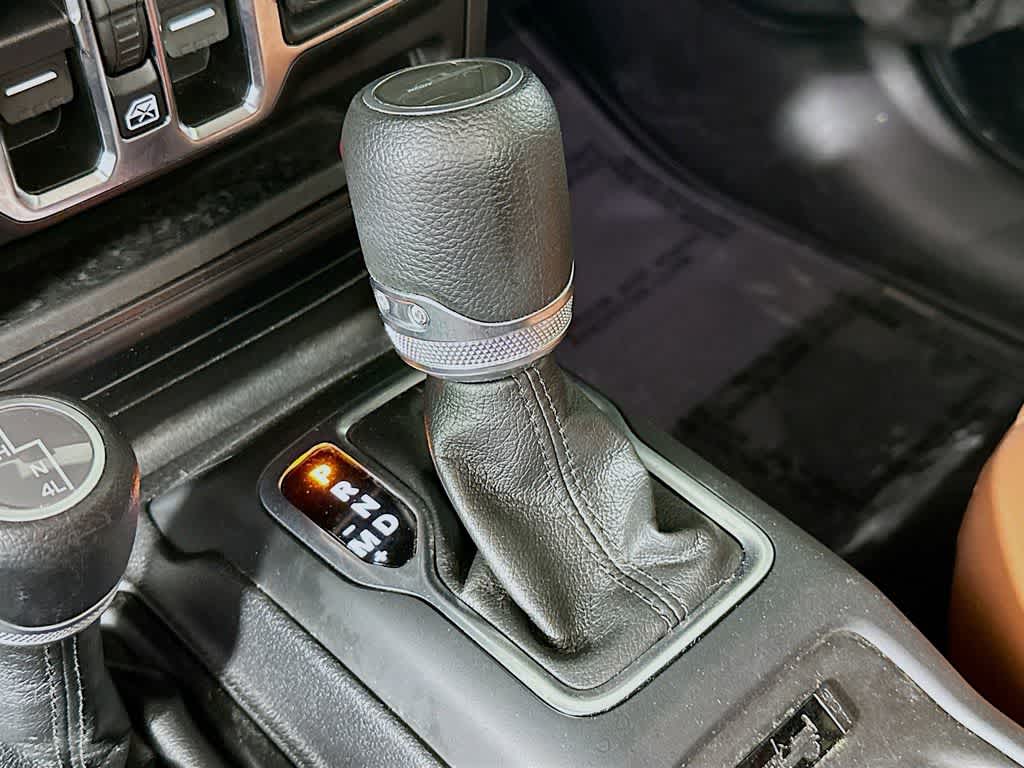 Thumbnail: 2021 Jeep Gladiator - 18