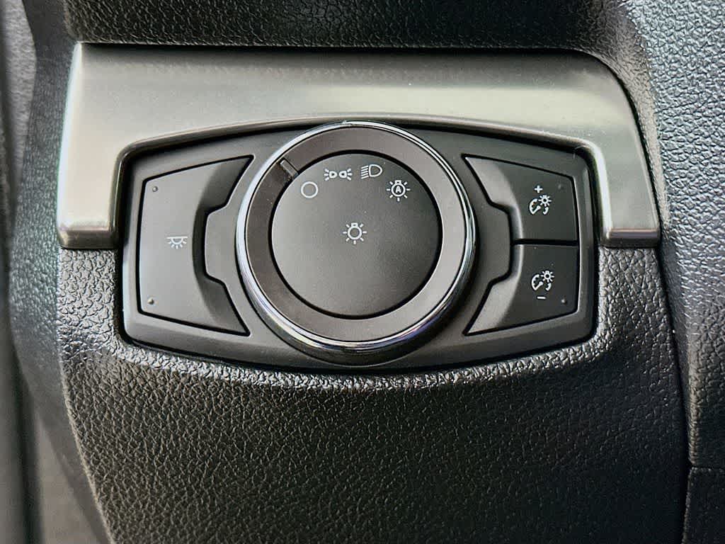 Thumbnail: 2019 Ford Explorer - 27