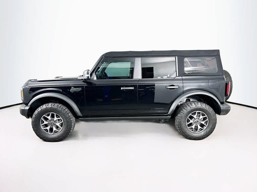 Thumbnail: 2022 Ford Bronco - 3