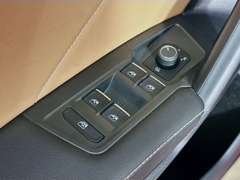 Thumbnail: 2024 Volkswagen Tiguan - 28