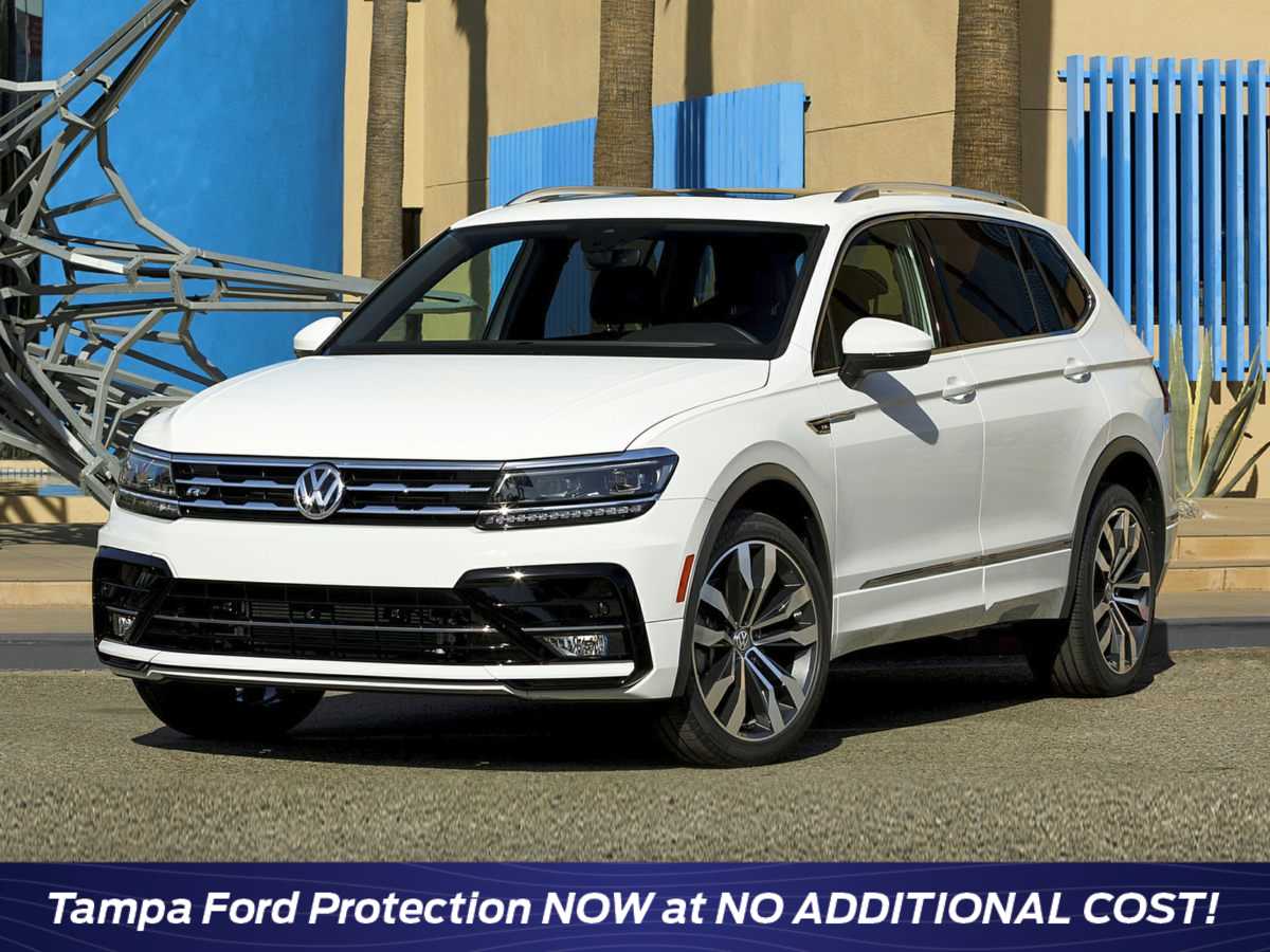 2021 Volkswagen Tiguan SE's photo
