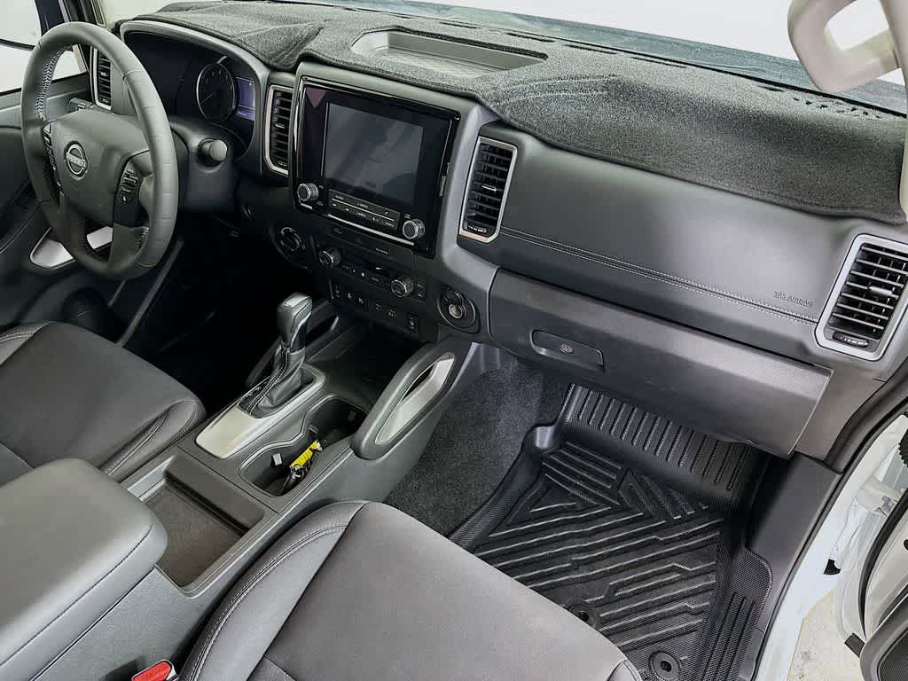 Thumbnail: 2024 Nissan Frontier - 29